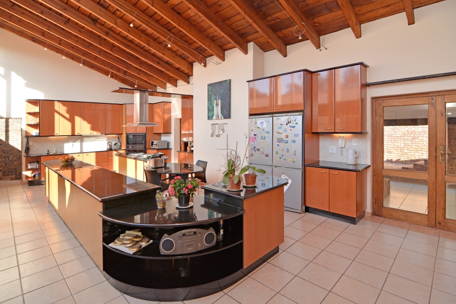 5 Bedroom Property for Sale in Bryanston Gauteng