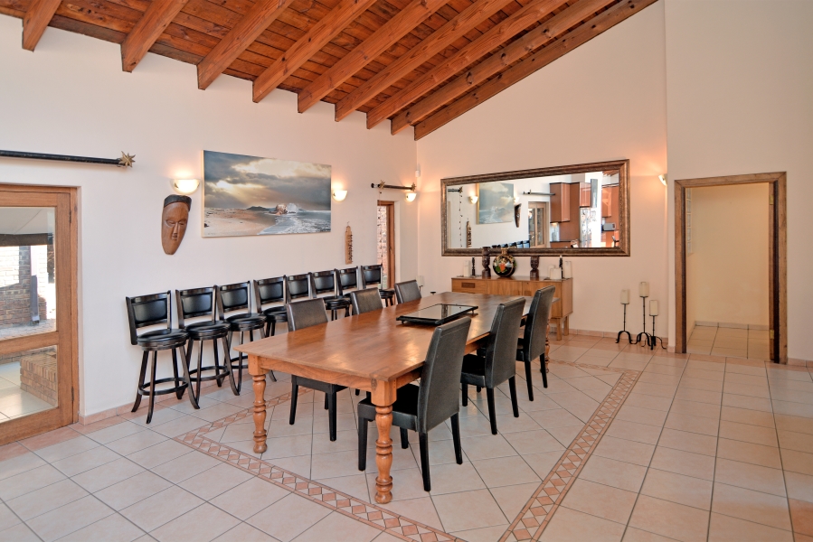 5 Bedroom Property for Sale in Bryanston Gauteng