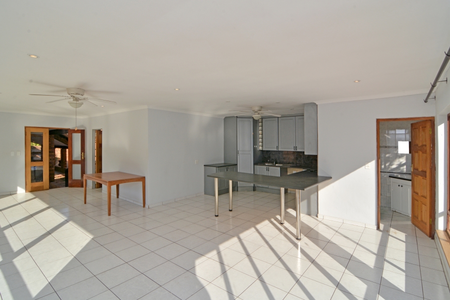 5 Bedroom Property for Sale in Bryanston Gauteng