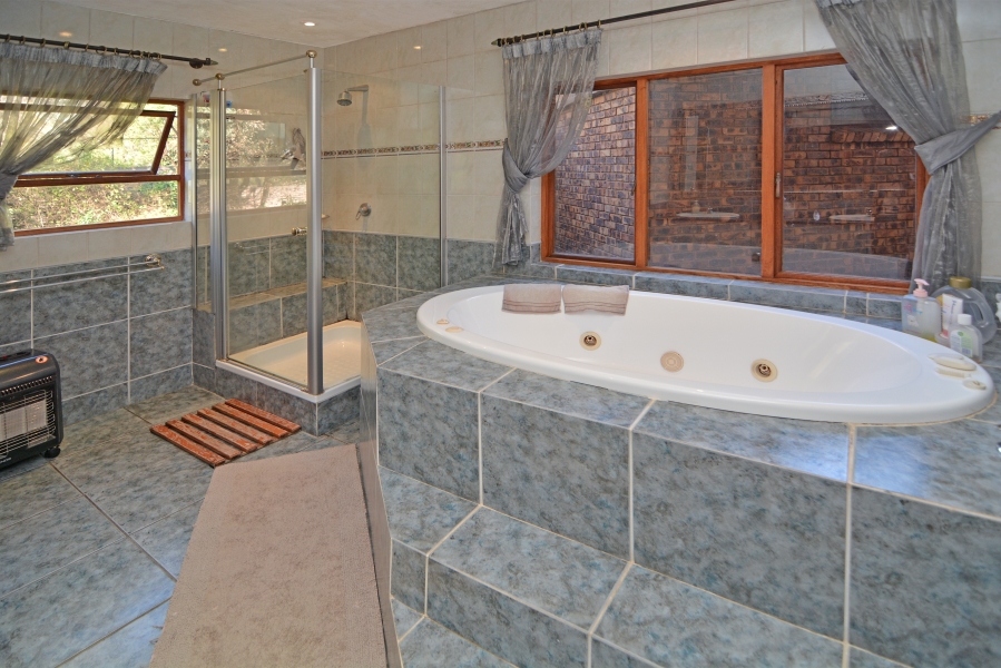 5 Bedroom Property for Sale in Bryanston Gauteng