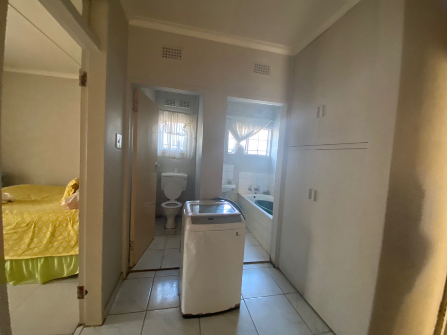 3 Bedroom Property for Sale in Vanderbijlpark Cw 6 Gauteng