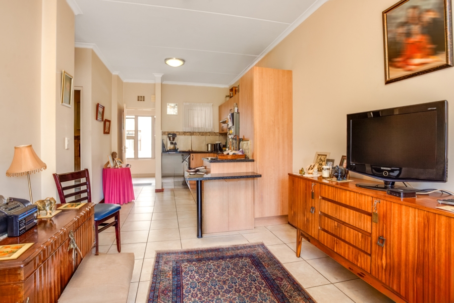 1 Bedroom Property for Sale in Douglasdale Gauteng
