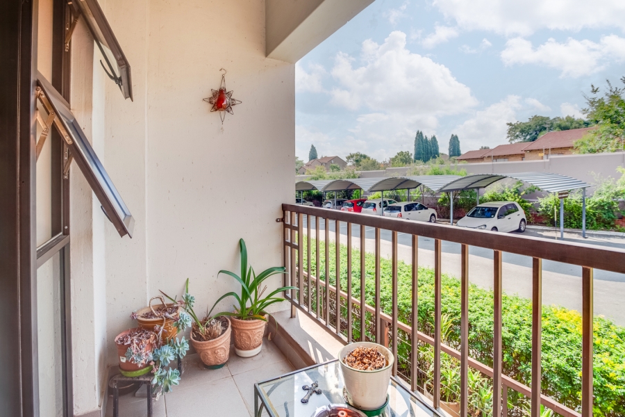 1 Bedroom Property for Sale in Douglasdale Gauteng