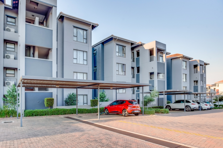 2 Bedroom Property for Sale in Lonehill Gauteng