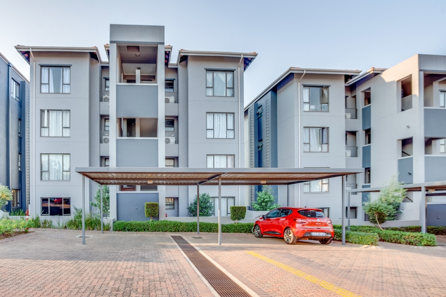 2 Bedroom Property for Sale in Lonehill Gauteng