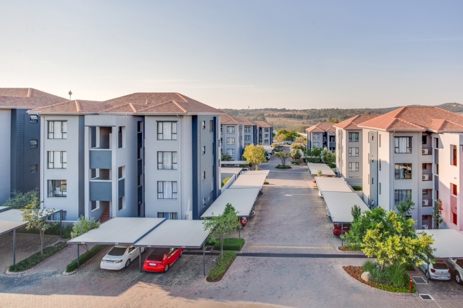 2 Bedroom Property for Sale in Lonehill Gauteng