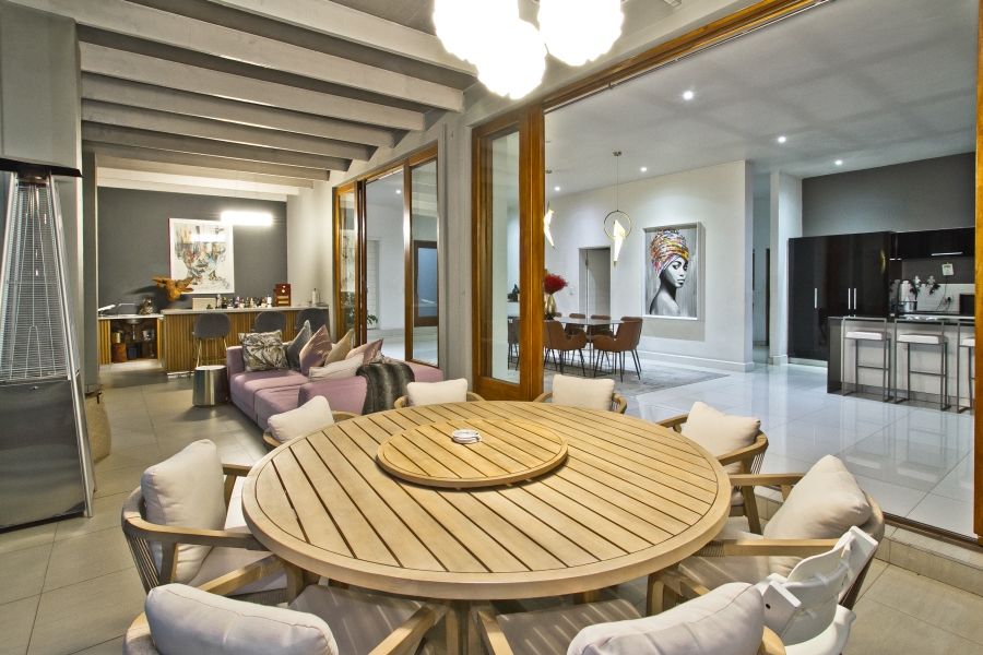 4 Bedroom Property for Sale in Bryanston Gauteng