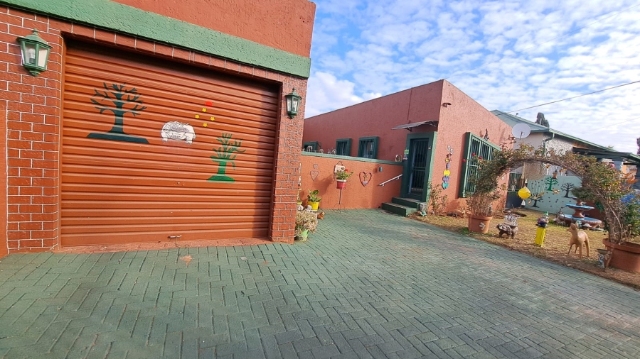 3 Bedroom Property for Sale in Randgate Gauteng