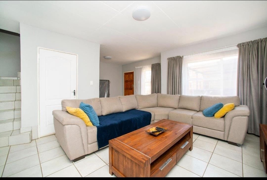 3 Bedroom Property for Sale in Crystal Park Gauteng