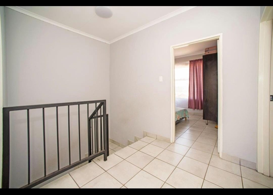 3 Bedroom Property for Sale in Crystal Park Gauteng