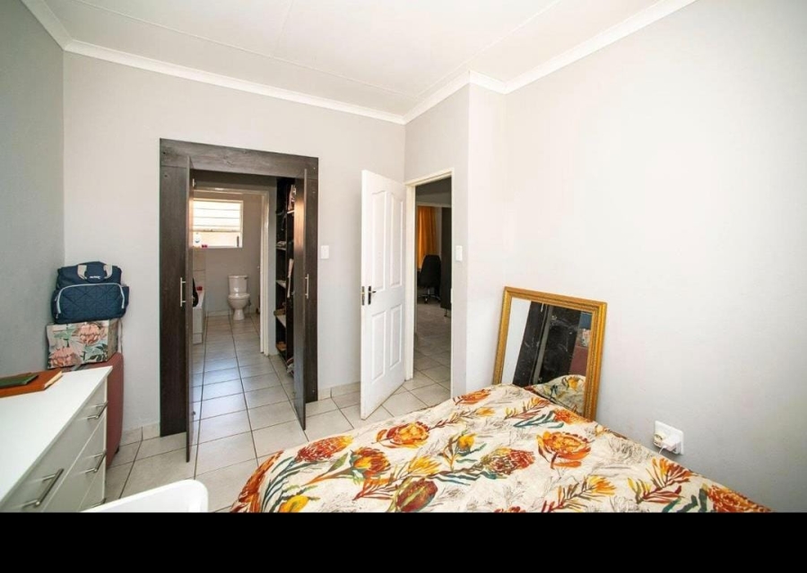 3 Bedroom Property for Sale in Crystal Park Gauteng