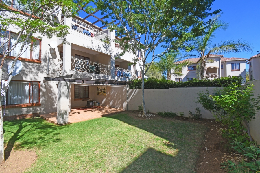 2 Bedroom Property for Sale in Sunninghill Gauteng