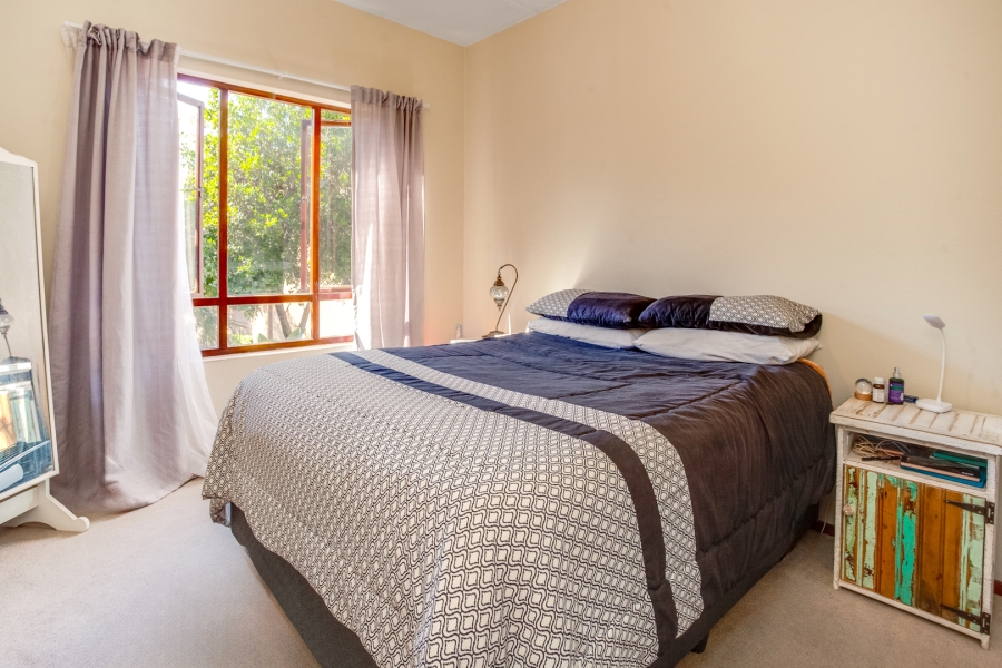 1 Bedroom Property for Sale in Sunninghill Gauteng