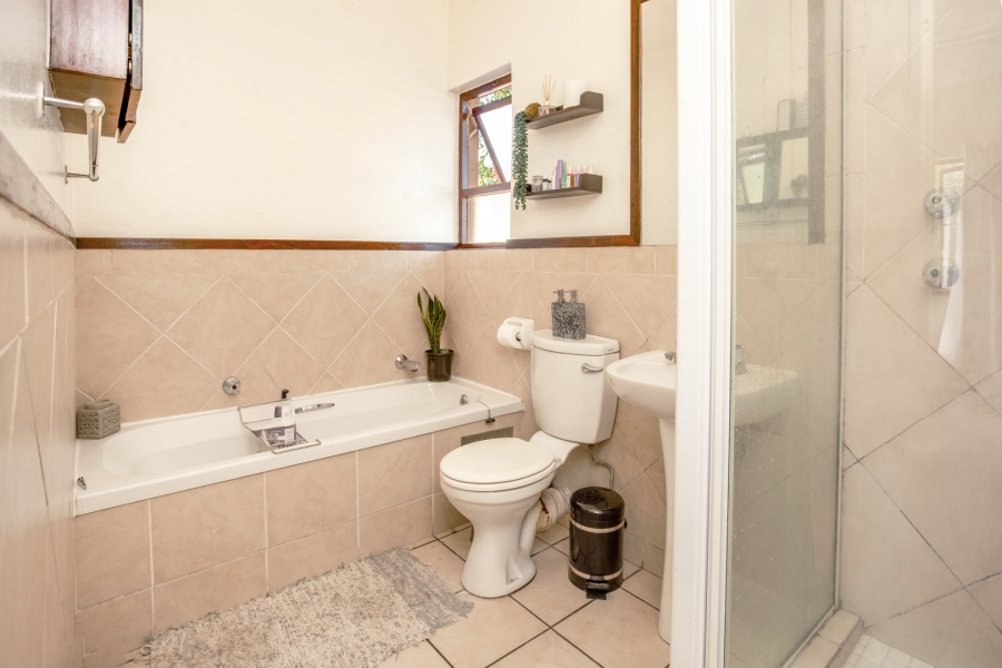 1 Bedroom Property for Sale in Sunninghill Gauteng