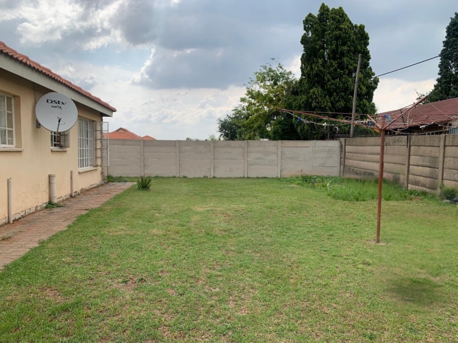 2 Bedroom Property for Sale in Visagie Park Gauteng