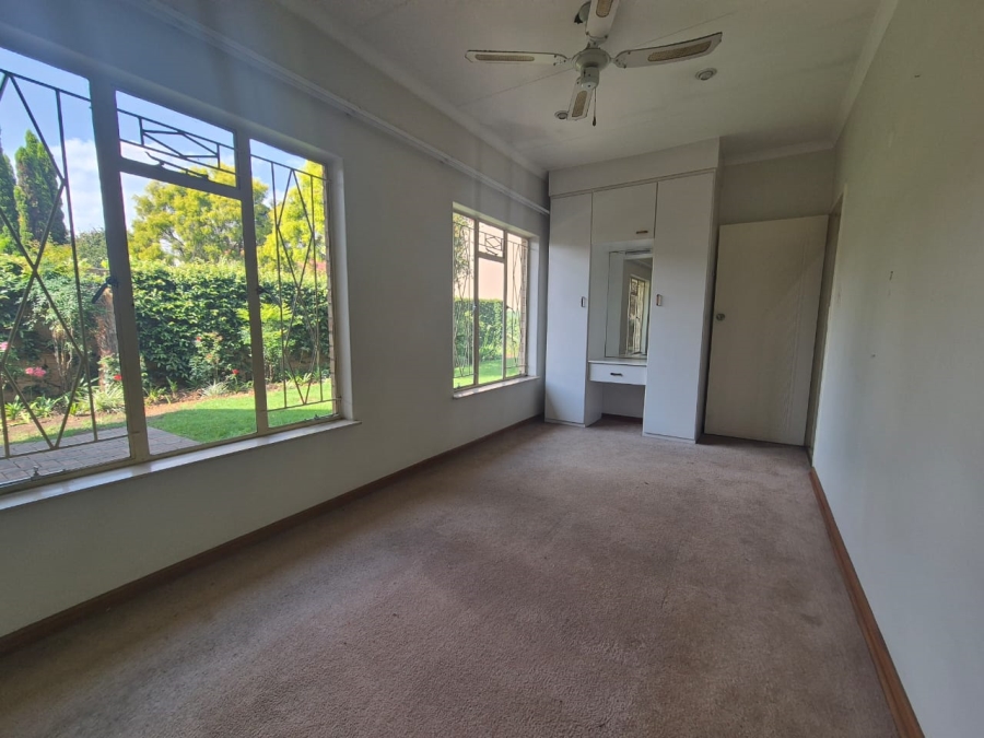 3 Bedroom Property for Sale in Three Rivers Proper Gauteng