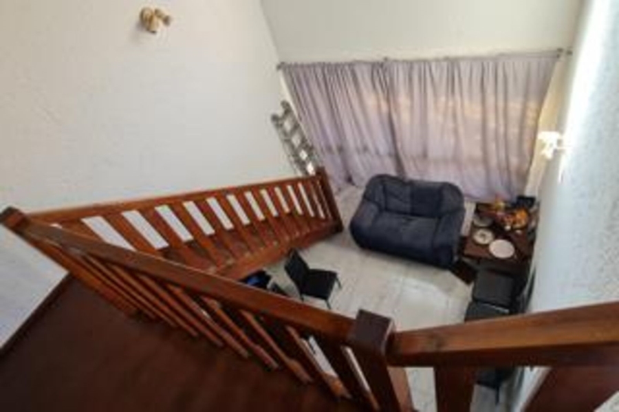 2 Bedroom Property for Sale in Sunninghill Gauteng