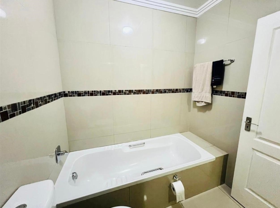 2 Bedroom Property for Sale in Mayberry Park Gauteng