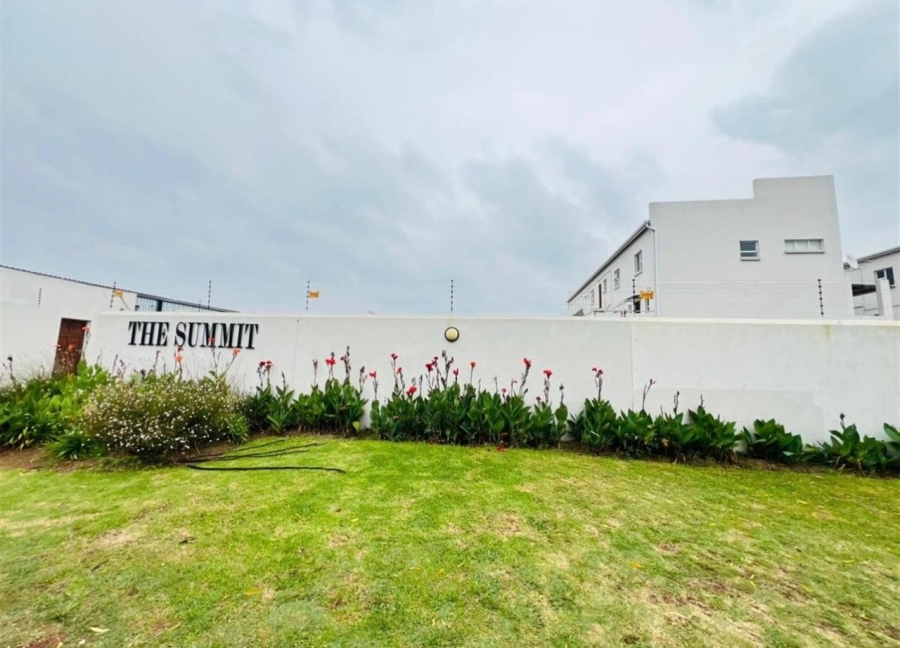 2 Bedroom Property for Sale in Mayberry Park Gauteng
