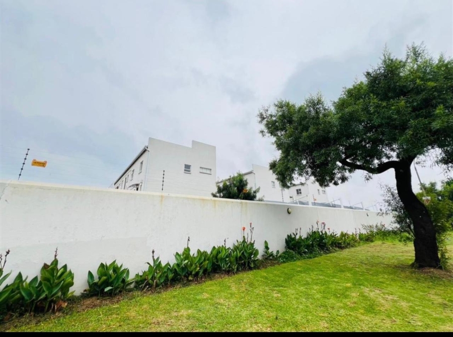 2 Bedroom Property for Sale in Mayberry Park Gauteng