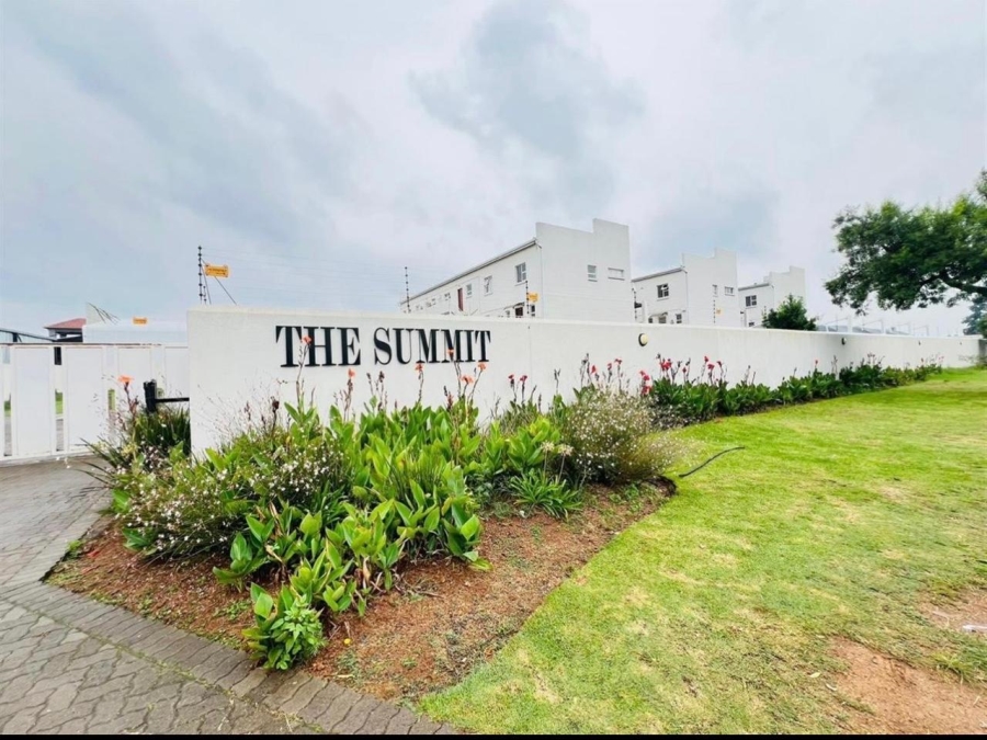 2 Bedroom Property for Sale in Mayberry Park Gauteng