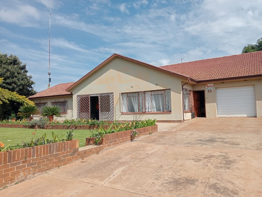 4 Bedroom Property for Sale in Wilbotsdal A H Gauteng