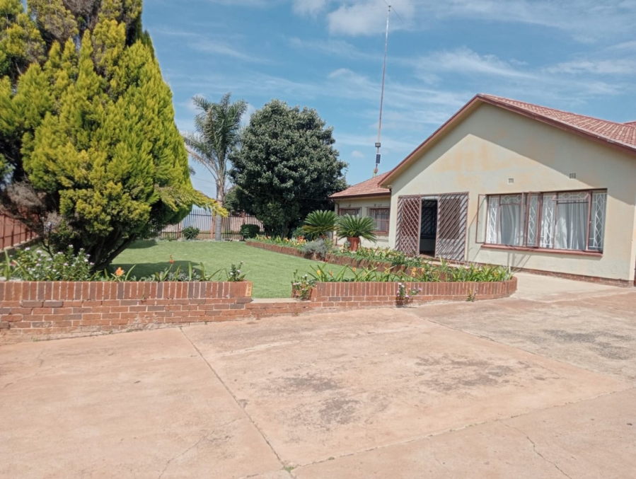 4 Bedroom Property for Sale in Wilbotsdal A H Gauteng
