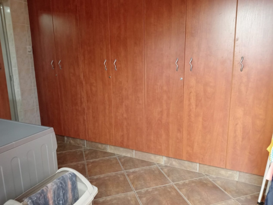 4 Bedroom Property for Sale in Wilbotsdal A H Gauteng