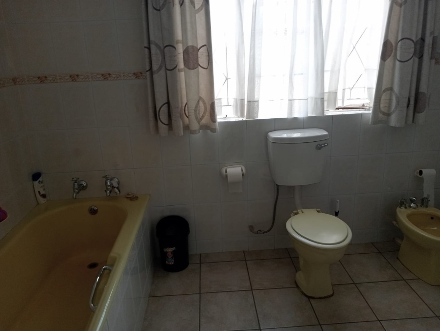 4 Bedroom Property for Sale in Wilbotsdal A H Gauteng
