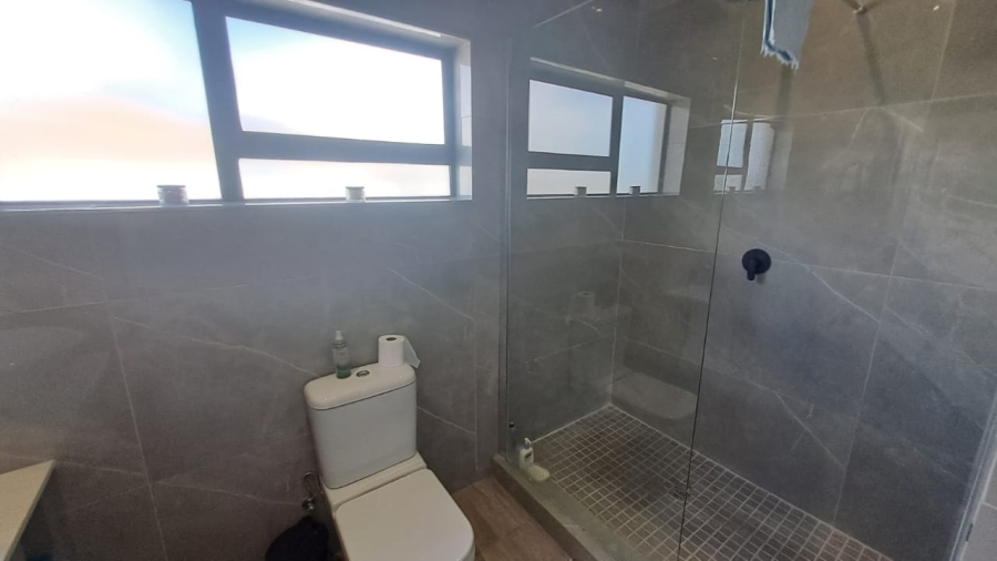 4 Bedroom Property for Sale in Blue Valley Golf Estate Gauteng
