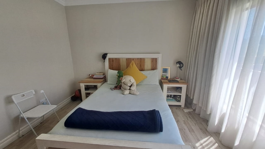 4 Bedroom Property for Sale in Blue Valley Golf Estate Gauteng