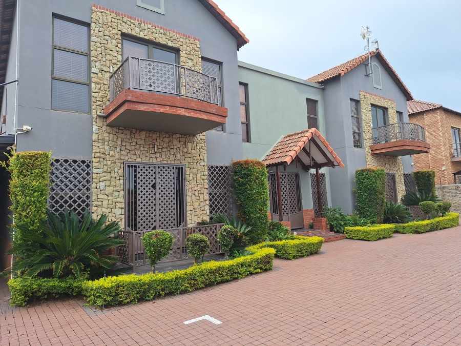 Commercial Property for Sale in Wierda Park Gauteng