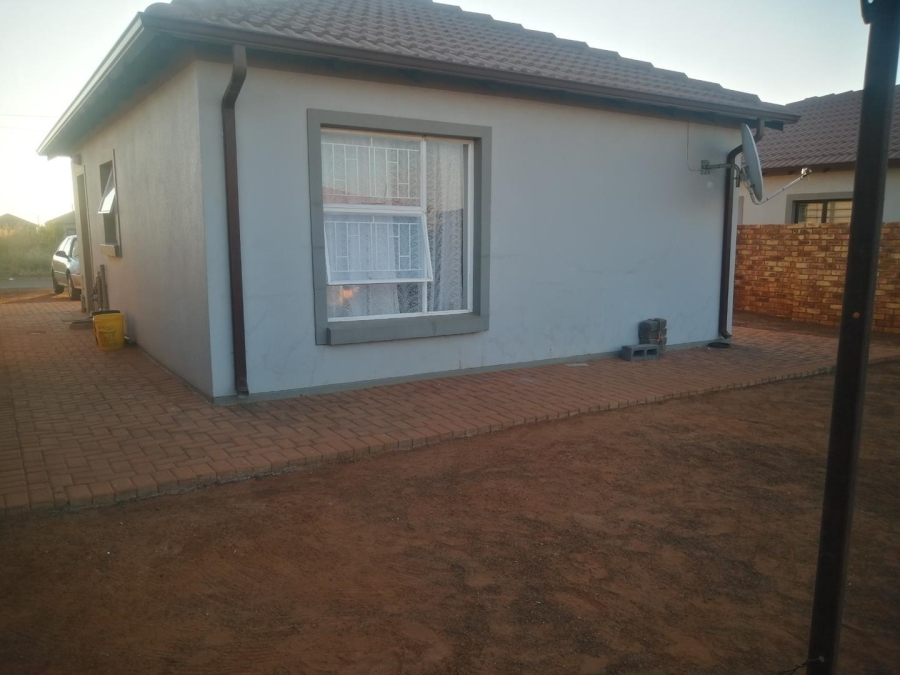 2 Bedroom Property for Sale in Westonaria Gauteng