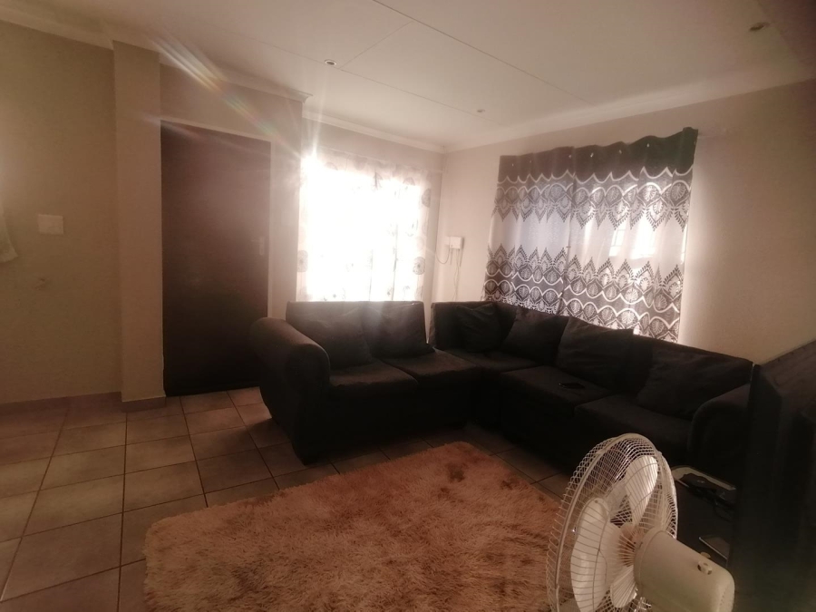 2 Bedroom Property for Sale in Westonaria Gauteng