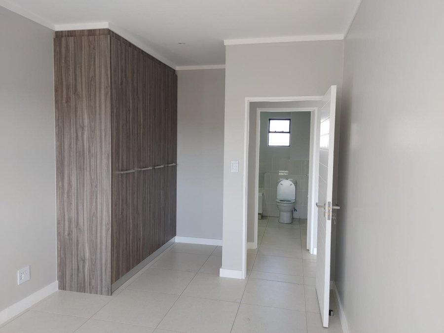 1 Bedroom Property for Sale in Lonehill Gauteng