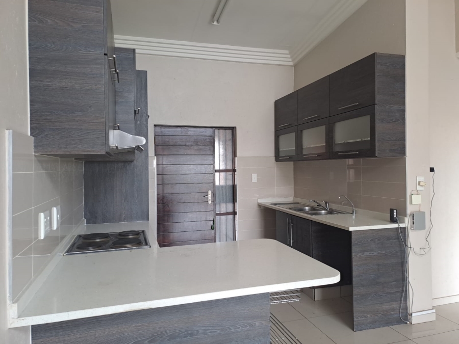 To Let 3 Bedroom Property for Rent in Eveleigh Gauteng