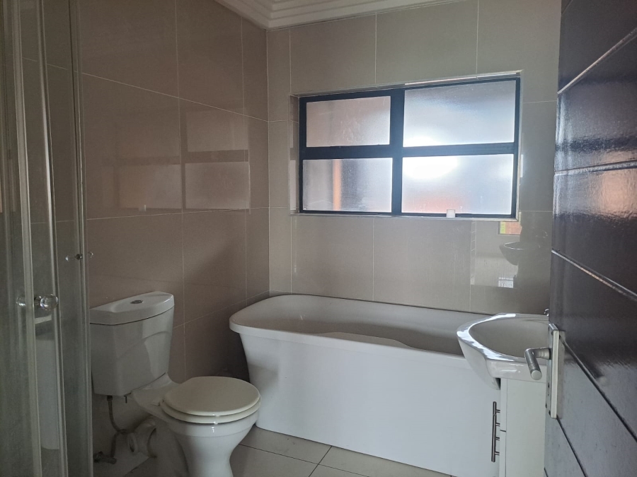 To Let 3 Bedroom Property for Rent in Eveleigh Gauteng