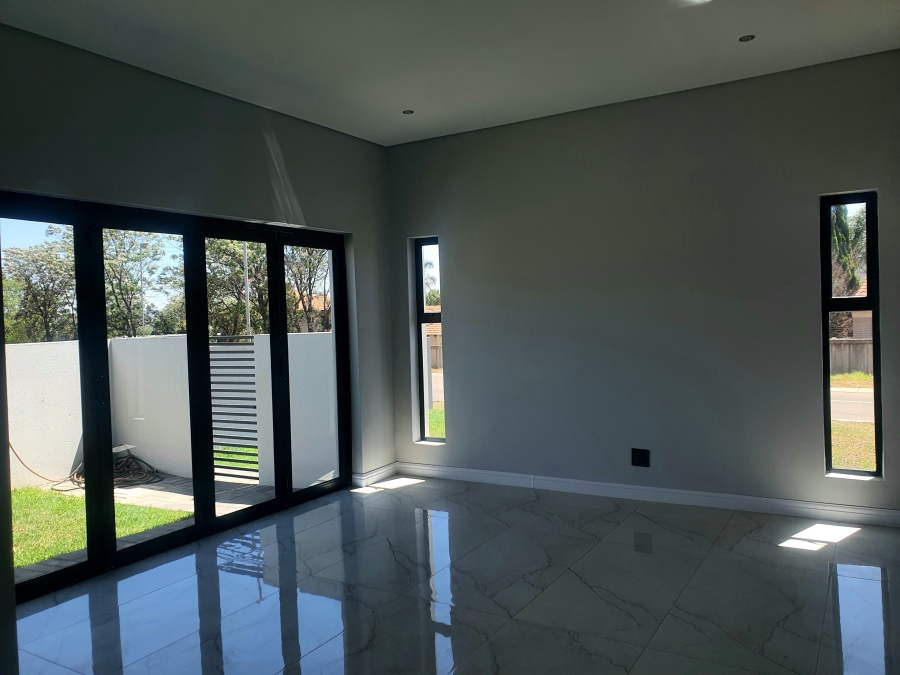 4 Bedroom Property for Sale in Eldo Village Estate Gauteng