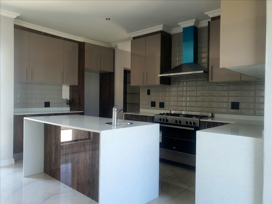 4 Bedroom Property for Sale in Eldo Village Estate Gauteng