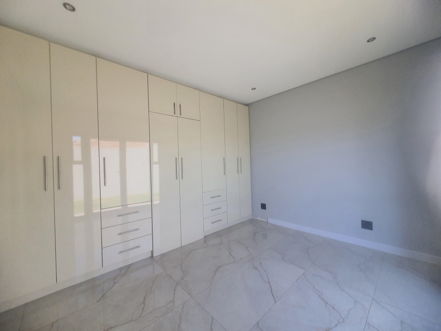 4 Bedroom Property for Sale in Eldo Village Estate Gauteng