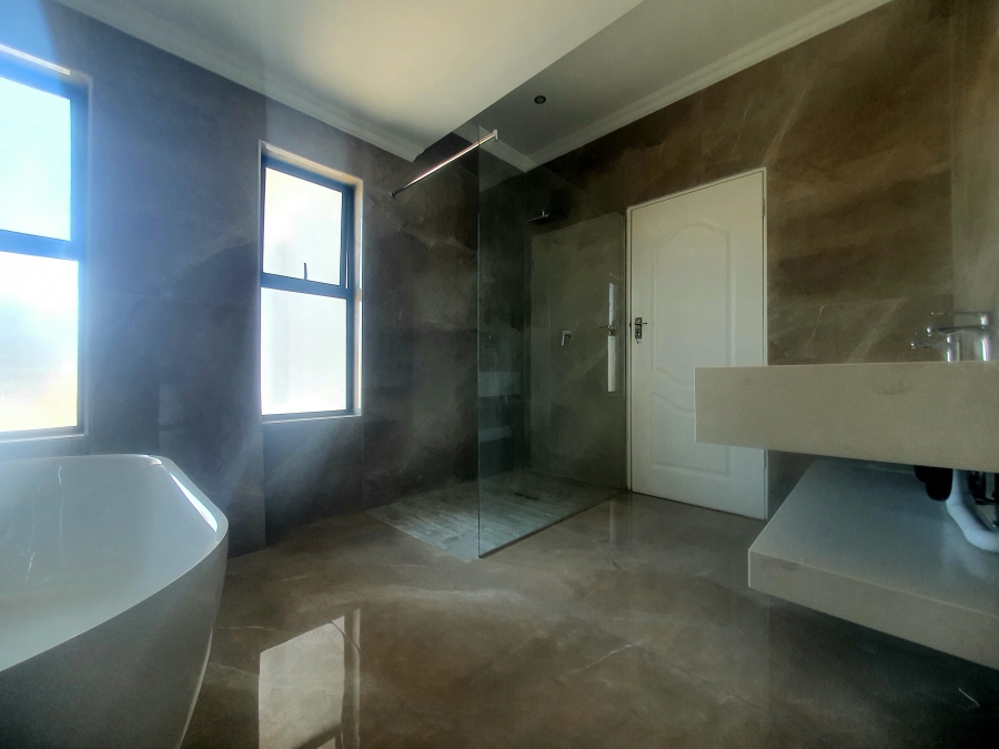 4 Bedroom Property for Sale in Eldo Village Estate Gauteng
