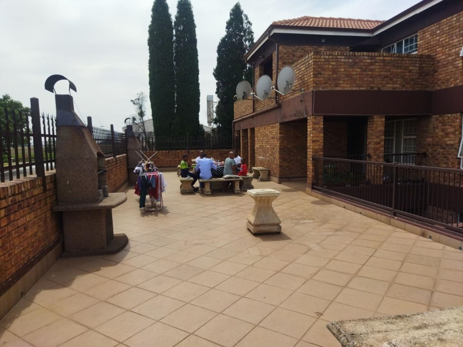 2 Bedroom Property for Sale in Croydon Gauteng