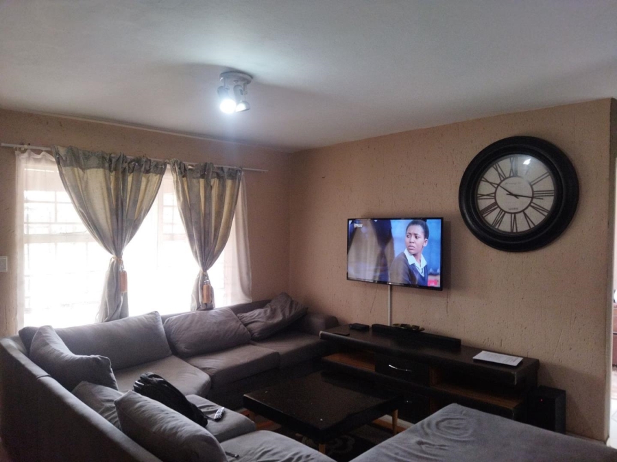 2 Bedroom Property for Sale in Croydon Gauteng