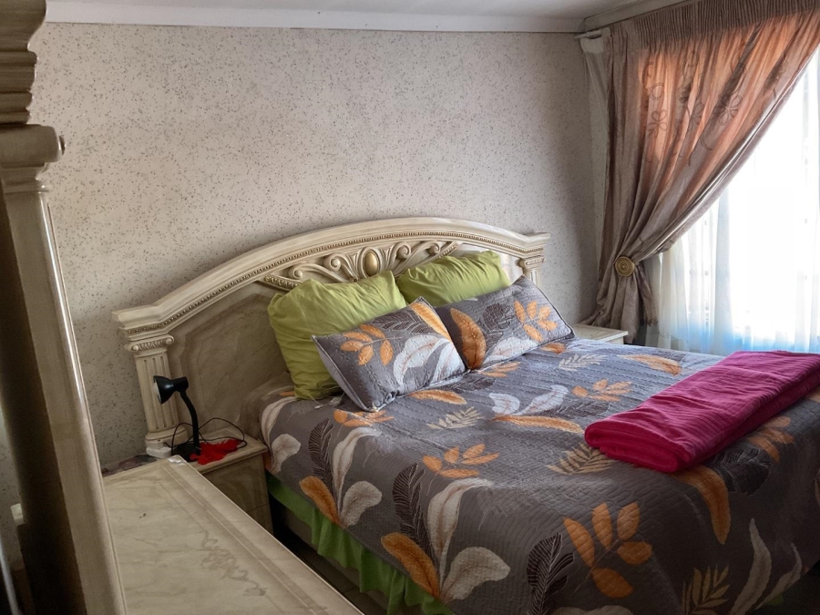 To Let 4 Bedroom Property for Rent in Proclamation Hill Gauteng