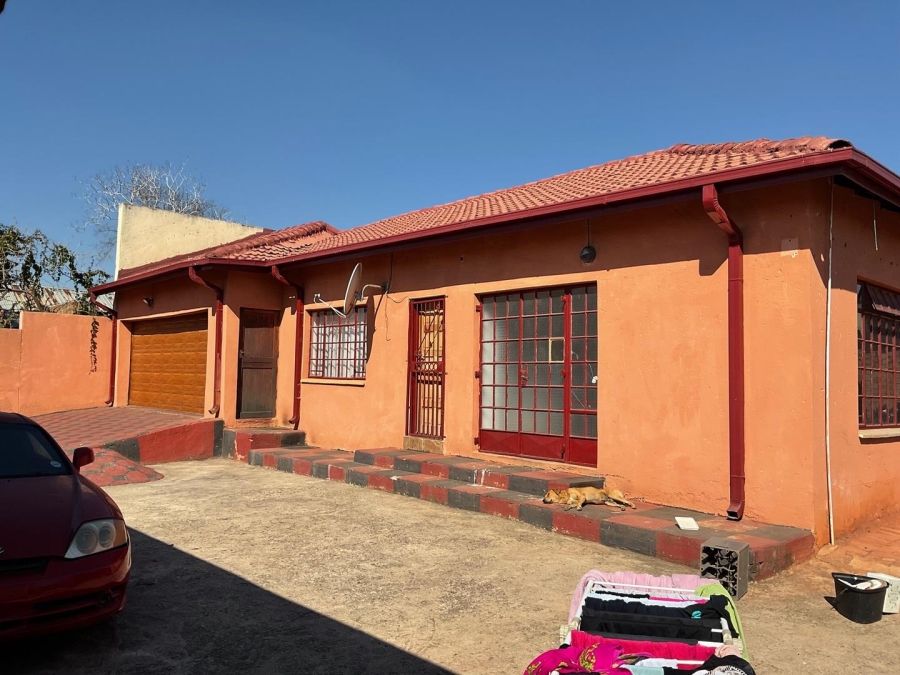 To Let 4 Bedroom Property for Rent in Proclamation Hill Gauteng