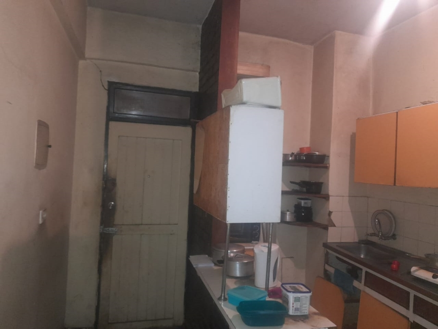 2 Bedroom Property for Sale in Hillbrow Gauteng