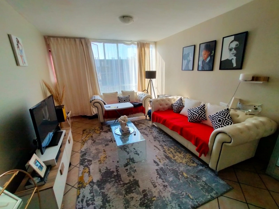 2 Bedroom Property for Sale in Windsor West Gauteng