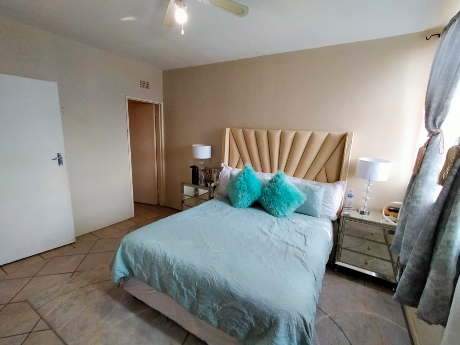 2 Bedroom Property for Sale in Windsor West Gauteng