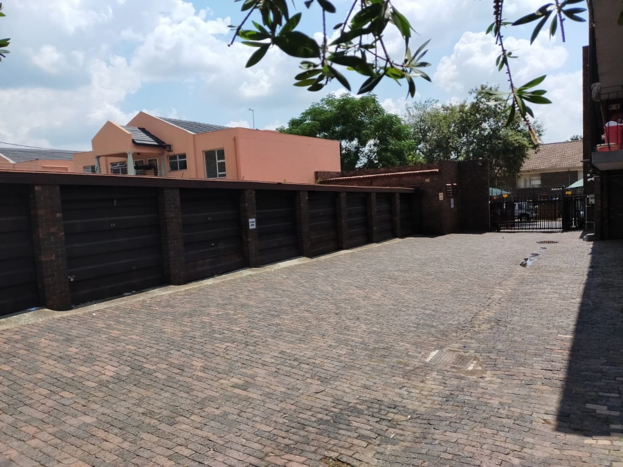 2 Bedroom Property for Sale in Windsor West Gauteng