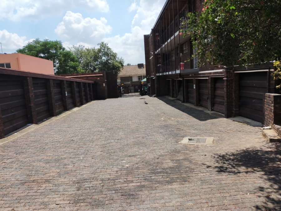 2 Bedroom Property for Sale in Windsor West Gauteng